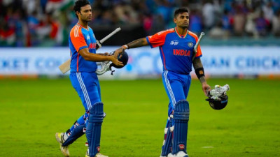 పహల్‌గామ్ ఉగ్రదాడి బాధిత కుటుంబాలకు సంఘీభావం తెలిపిన సూర్య (వీడియో)